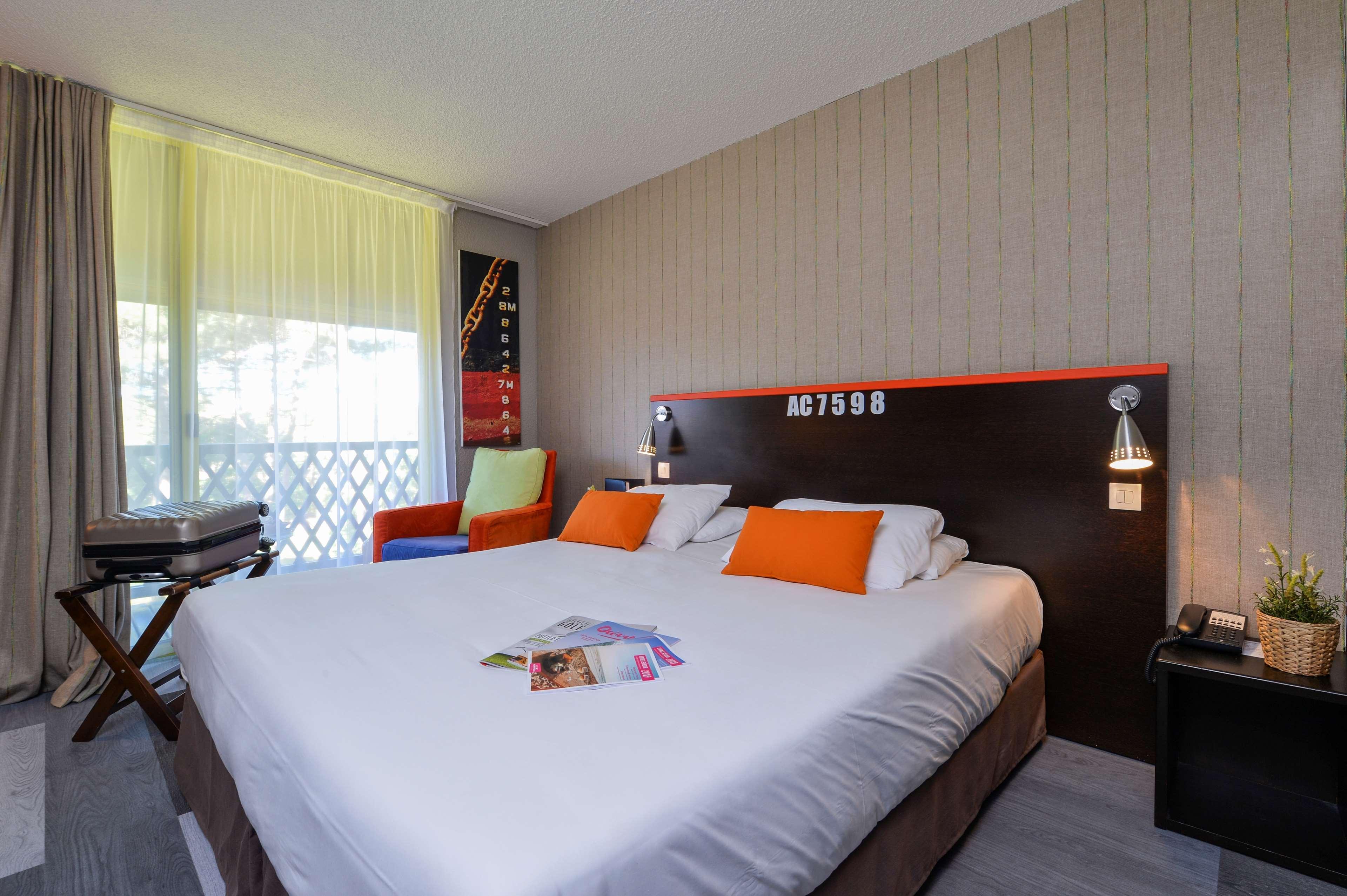 לאקאנו Boutique Hotel La Baignoire מראה חיצוני תמונה