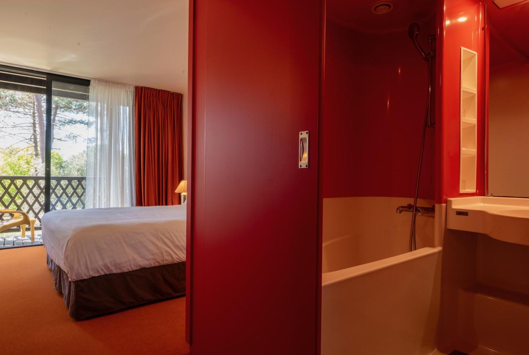 לאקאנו Boutique Hotel La Baignoire מראה חיצוני תמונה